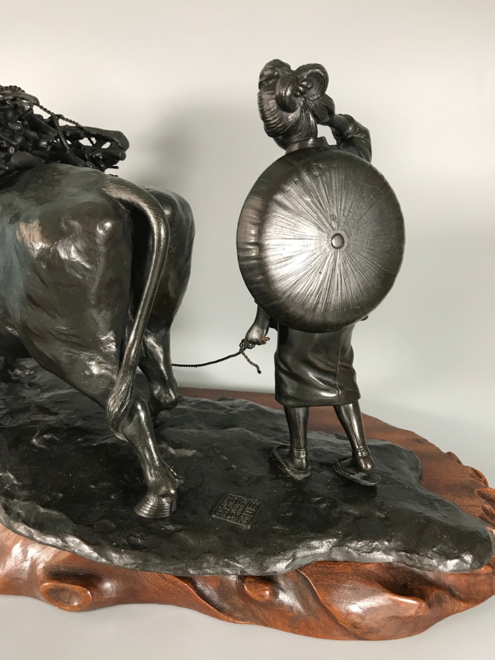 LARGE ANTIQUE JAPANESE BRONZE WATER BUFFALO View VII