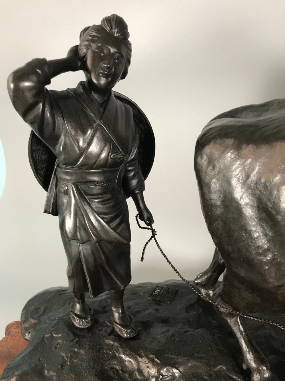 LARGE ANTIQUE JAPANESE BRONZE WATER BUFFALO View IX
