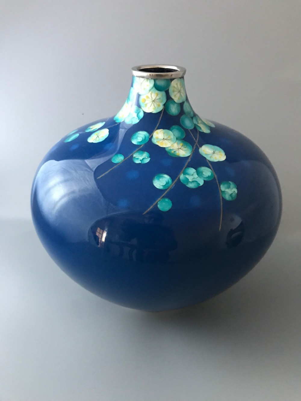 JAPANESE CLOISONNE VASE by TAMURA. View VI