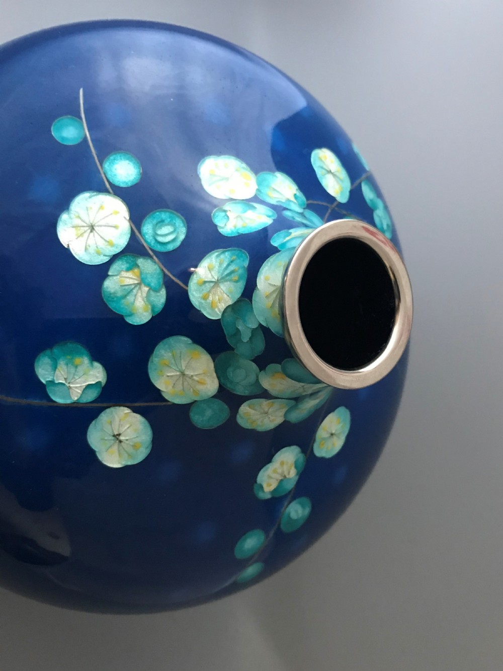 JAPANESE CLOISONNE VASE by TAMURA. View IX