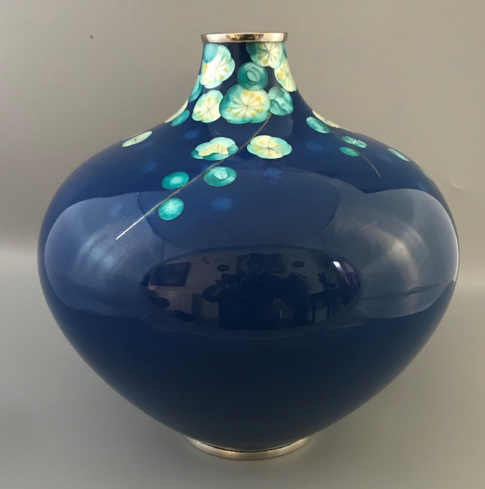 JAPANESE CLOISONNE VASE by TAMURA. View XI