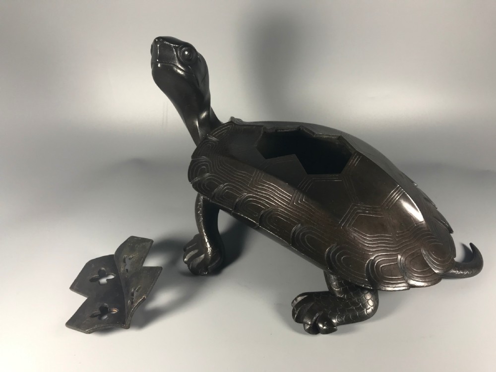 LARGE JAPANESE MEIJI PERIOD BRONZE KORO. View VII