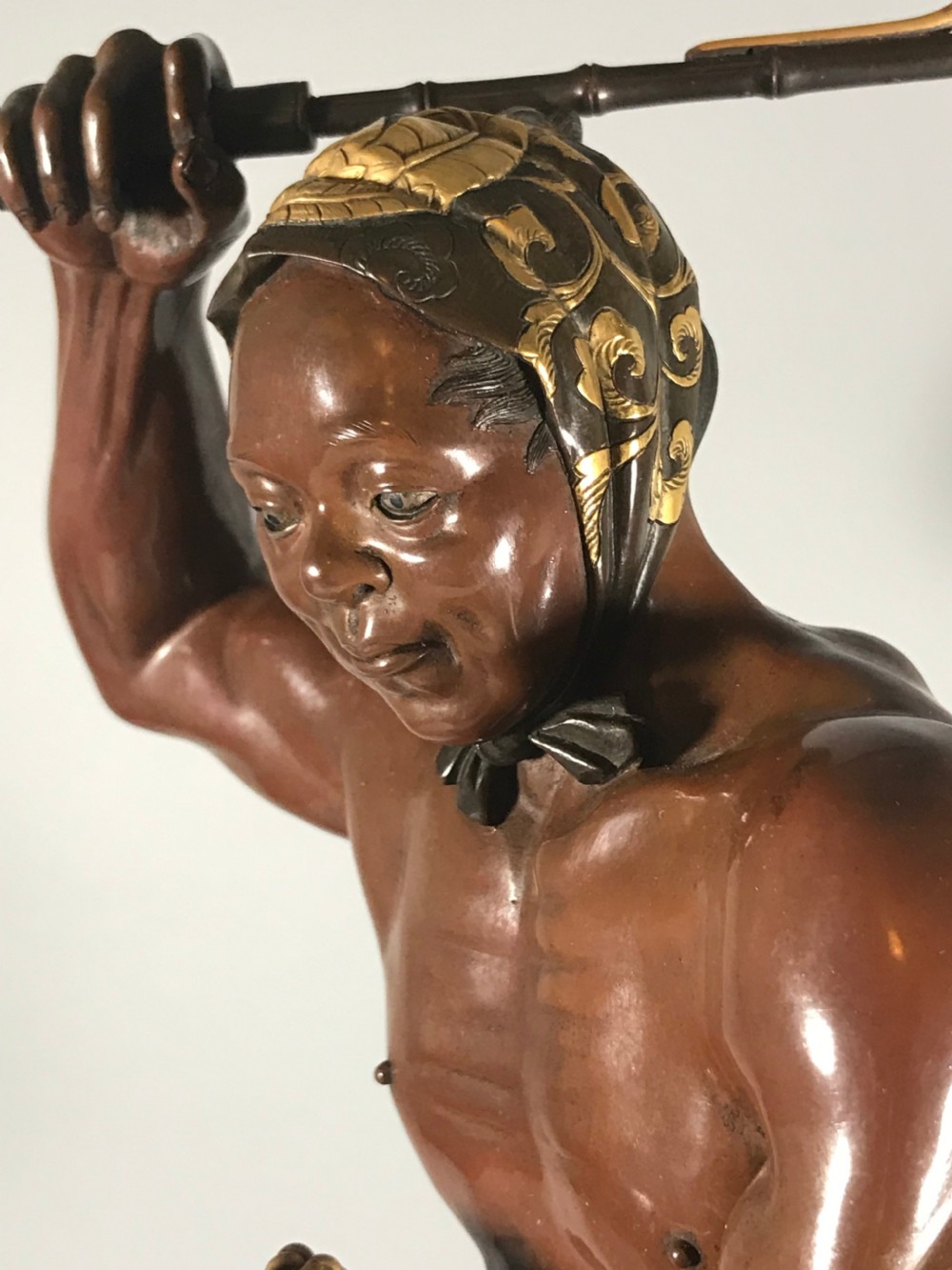 LARGE ANTIQUE JAPANESE BRONZE FIGURE View V
