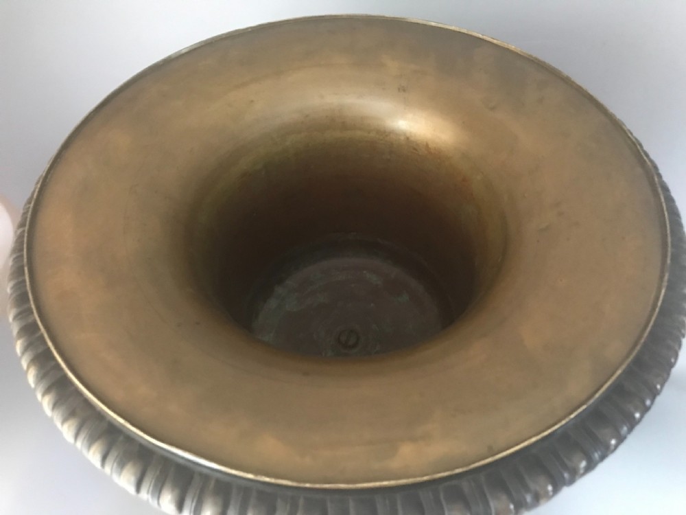 LARGE ANTIQUE CLASSICAL BRONZE URN. View V