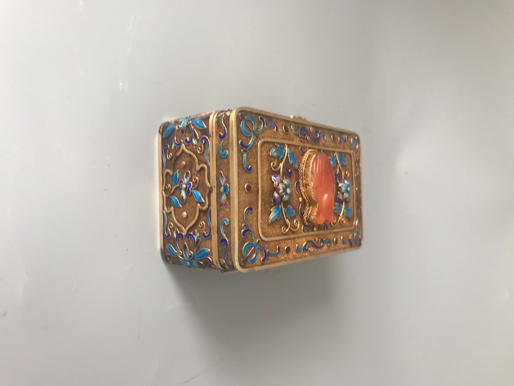 Chinese hardstone and enamel mounted silver box. View II