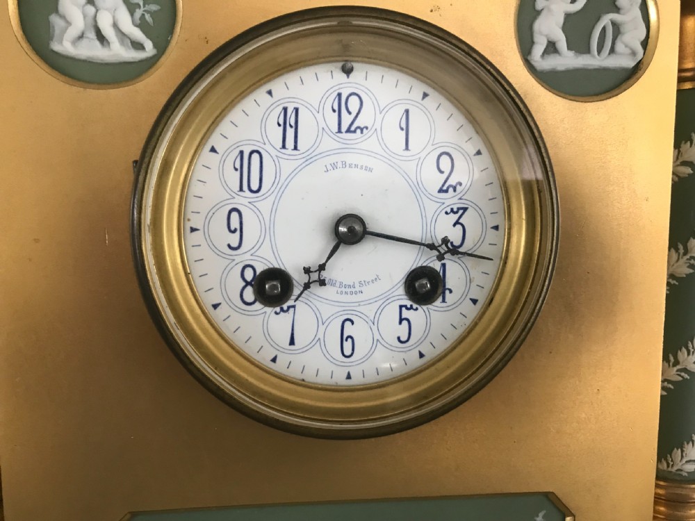 Large gilt bronze and Wedgwood clockset. View IV