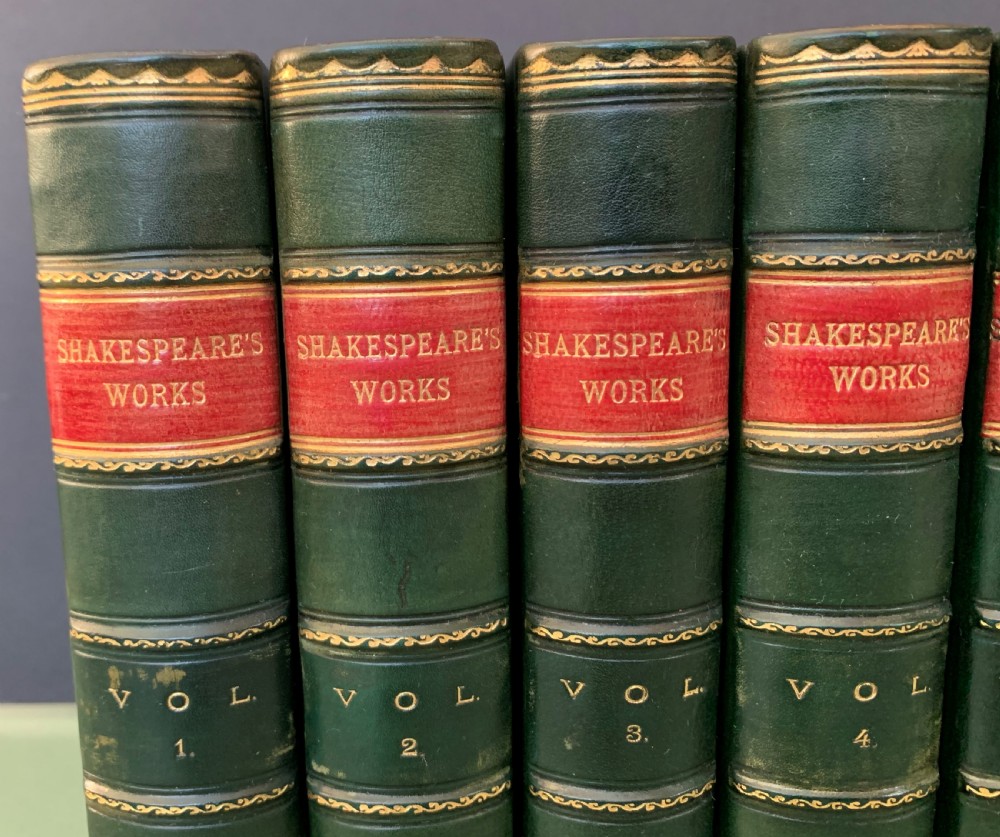 Handsomely bound 10 book set of The Dramatic Works of William Shakespeare dated 1892 View III