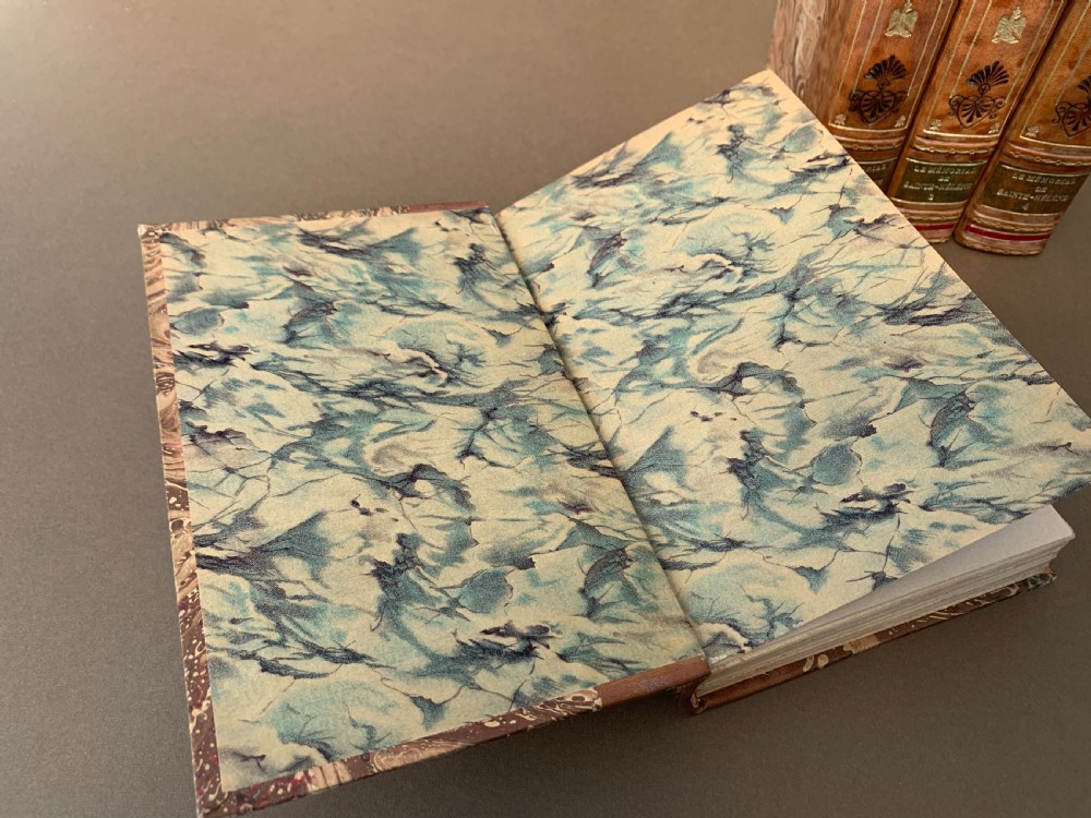 OF NAPOLEONIC INTEREST - 4 BOOK SET OF FRENCH TEXT DECORATIVE BINDINGS - LE MEMORIAL DE ST HELENE BY EMMANUEL LE COMTE DE LAS CASES - CIRCA 1920 View VIII