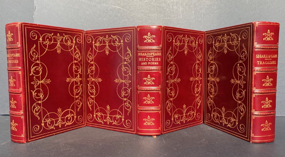 A fabulous set of 3 leather bound books of Shakespeare's Comedies, Tragedies, Histories and Poems dated 1911-1912