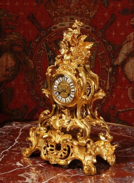 fig 1. Large Early Ormolu Antique French Rococo Clock
Silk Suspension movement by Honoré Pons.