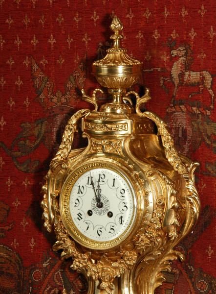 fig 2. Large Antique Cartel Wall Clock