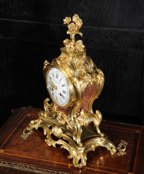 fig 5. Ormolu Rococo Table Clock
by Raingo Freres