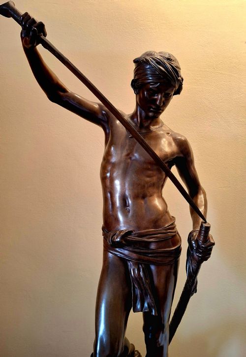 BRONZE STATUE OF DAVID AND GOLIATH ANTONIN MERCI DAVID VAINQUEUR 1880 - ADDITIONAL PHOTO 3