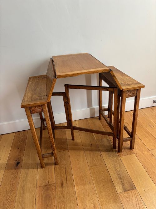 AN OAK METAMORPHIC TABLE BY FRED FOSTER - ADDITIONAL PHOTO 1