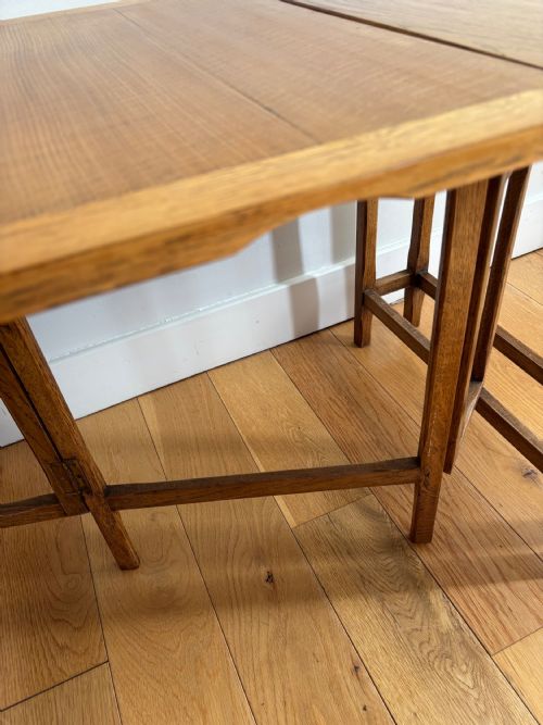 AN OAK METAMORPHIC TABLE BY FRED FOSTER - ADDITIONAL PHOTO 4