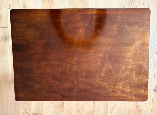 A GEORGE II MAHOGANY LOWBOY - ADDITIONAL PHOTO 1