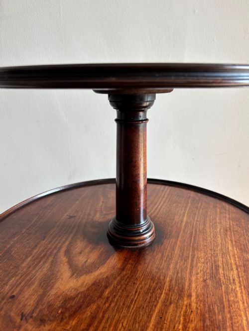 AN EARLY GEORGE III MAHOGANY DUMB WAITER - ADDITIONAL PHOTO 2