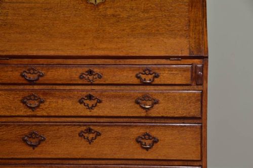 fig 2. Georgian Oak Antique Bureau.
