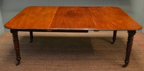 Quality, Early Victorian, Mahogany Antique Extending Dining Table.