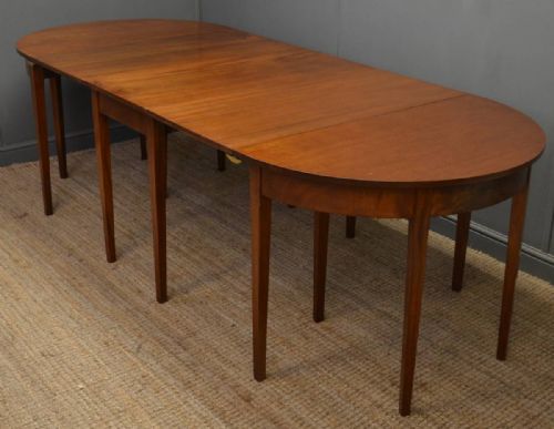 Victorian Mahogany 'D' End Extending Dining Table in the Georgian Style.