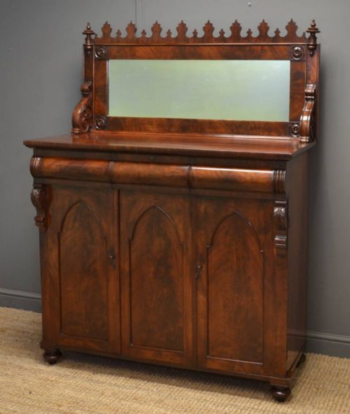 Unusual William IV Castellated Flamed Mahogany Antique Chiffonier / Sideboard.