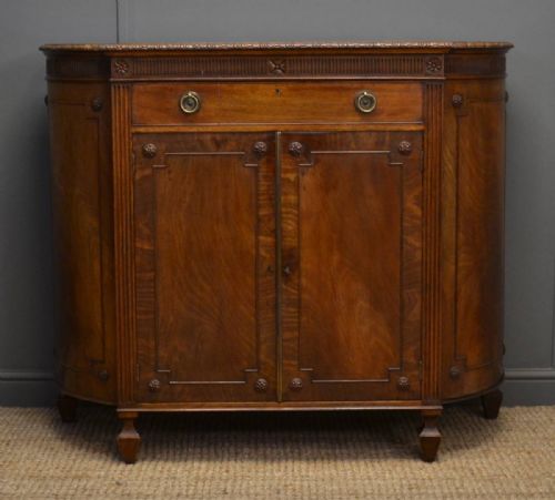 Edwardian Hepplewhite Design Mahogany Antique Sideboard / Chiffonier.