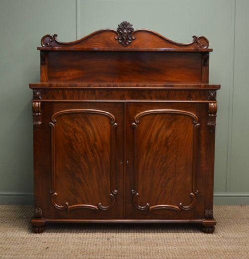 Fine Quality, Victorian, Figured Mahogany, Antique Chiffonier / Cupboard.