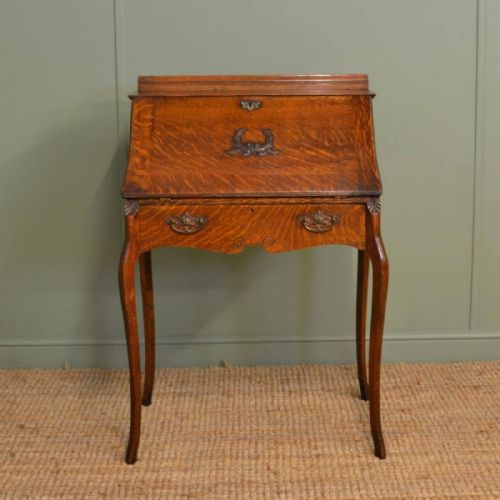 Edwardian Oak Antique Bureau / Desk