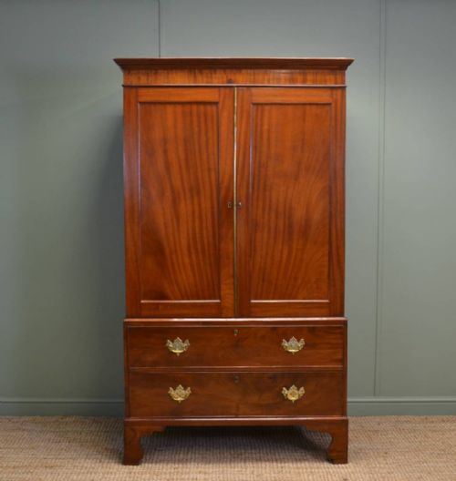 Georgian Antique Mahogany Hanging Linen Press / Wardrobe