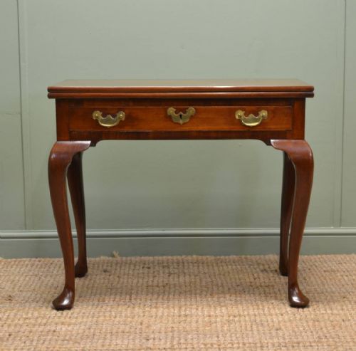 Georgian Antique Mahogany Console Table / Tea Table