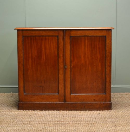 Victorian Mahogany Antique Cupboard