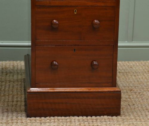 fig 2. Superb Quality Antique Victorian Mahogany Pedestal Desk