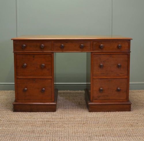 Quality Victorian Mahogany Antique Pedestal Desk
