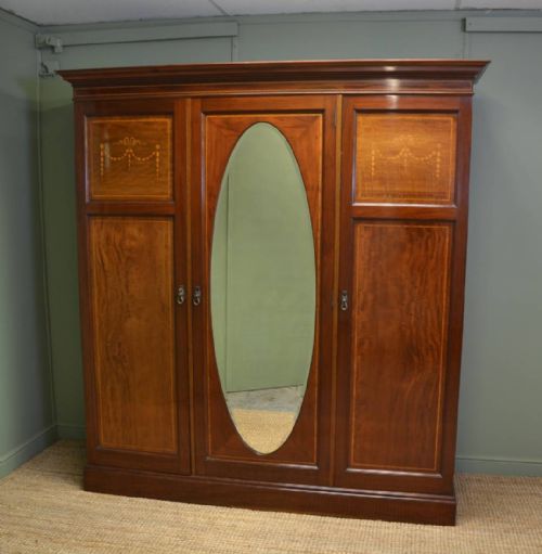 Large Superb Quality Edwardian Mahogany Antique Triple Wardrobe