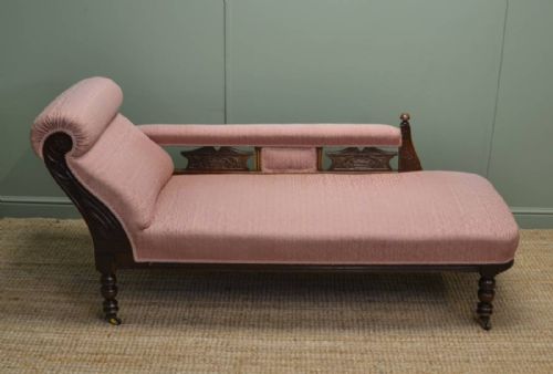 Victorian Walnut Antique Chaise Longue