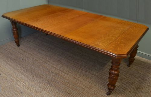 Large Victorian Warm Oak Antique Wind Out Extending Dining Table
