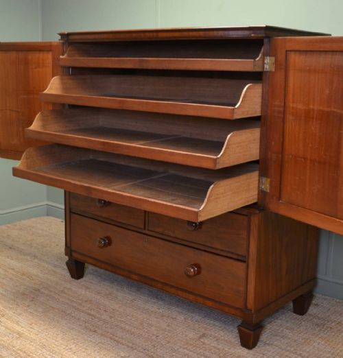 fig 3. Unusual William IV Antique Dwarf Linen Press