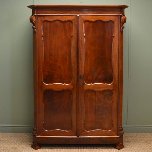 
Fine Quality Victorian Figured Mahogany Antique Cupboard / Wardrobe
