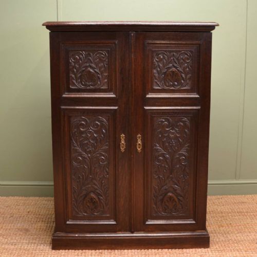 Superb Quality Victorian Solid Oak Antique Cupboard
