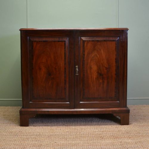 Quality Solid Cuban Mahogany Antique Georgian Linen Cupboard