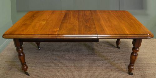 Quality Figured Walnut Victorian Antique Dining Table