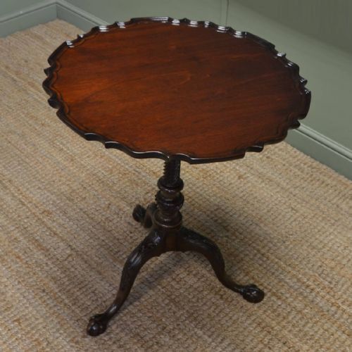 Quality Pie Crust Edge Antique Occasional Wine / Lamp Table