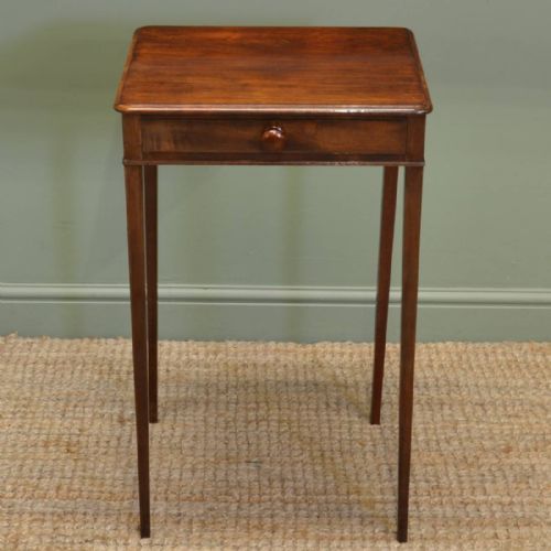 Small Victorian Antique Mahogany Occasional Wine / Lamp Table