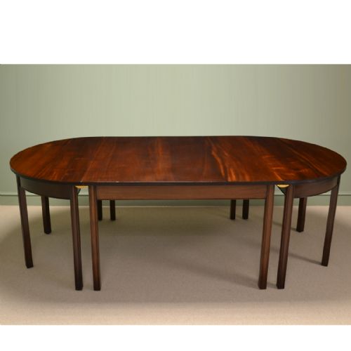 Large Waring and Gillows Figured Mahogany Antique Dining Table