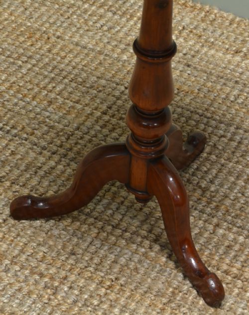 fig 1. Beautifully Figured Victorian Mahogany Antique Occasional Table By Wylie & Lochhead Glasgow.