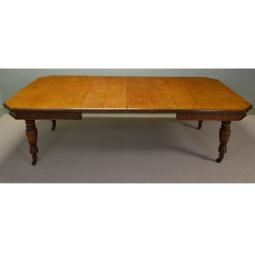 
Large Victorian Oak Antique Extending Dining Table
