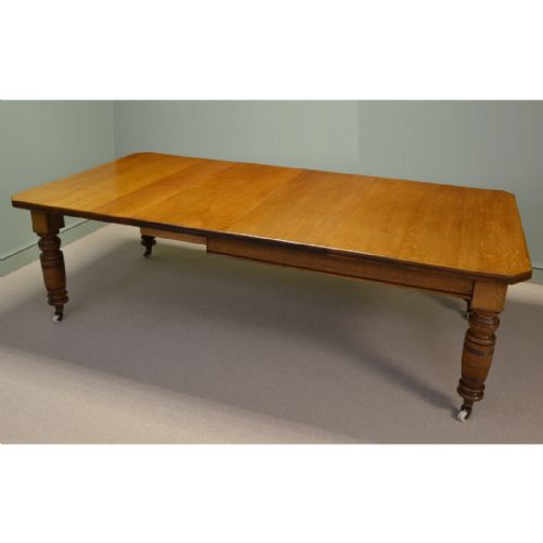Stunning Golden Oak Large Extending Antique Dining Table