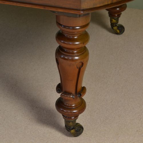 fig 1. Beautifully Figured Victorian Mahogany Antique Dining Table