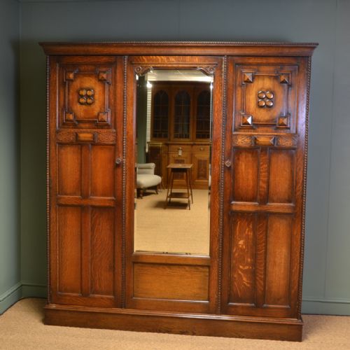 Spectacular Waring and Gillows Edwardian Oak Antique Triple Wardrobe