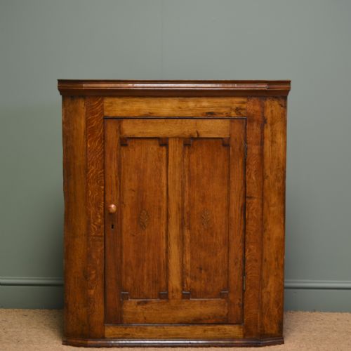 
Georgian Oak Hanging Antique Corner Cupboard
